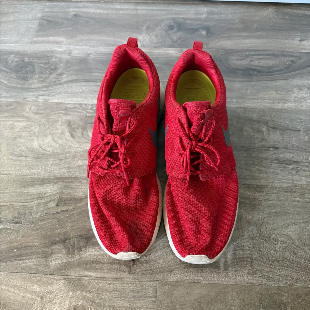 Nike Roshe Shoes